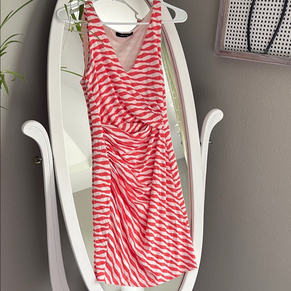 Cinched Waist V Neck Sleeveless Dress